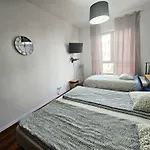 호스텔 Rydygiera 17 Own Private Tv Wifi 바르샤바