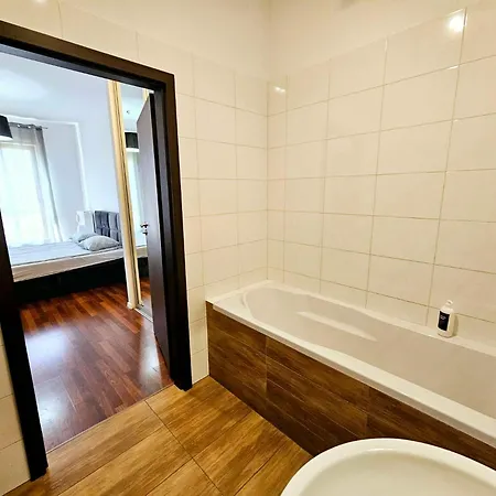Rydygiera 17 Own Tv Wifi Warsaw