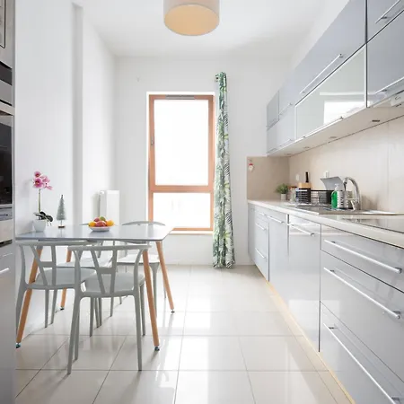 Rydygiera 17 Own Tv Wifi *