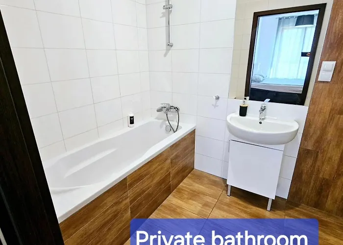 Rydygiera 17 Own Tv Wifi Хостел Варшава